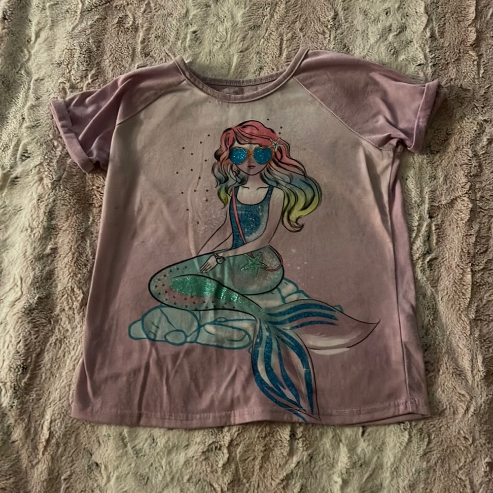 Used Purple Mermaid Night Shirt size S (6-6x)
